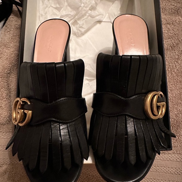 Gucci Sandals - Picture 4 of 11